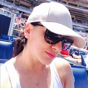 Meet your Posher, Svetlana